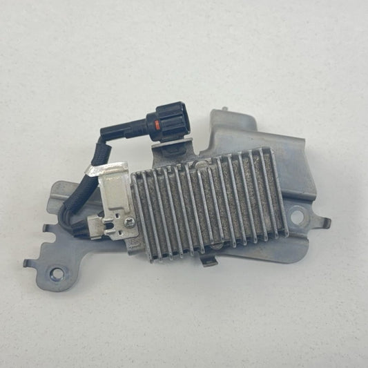 23080-31040 / 23080 31040 / 2308031040 06-13 Lexus IS250 IS350 IS F Fuel Pump Resistor Control Module 23080-31040 OEM