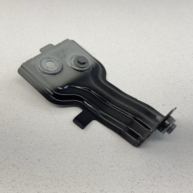 18-24 BMW G01 X3 Driver Left Front Fender Bracket Support Mount Partia