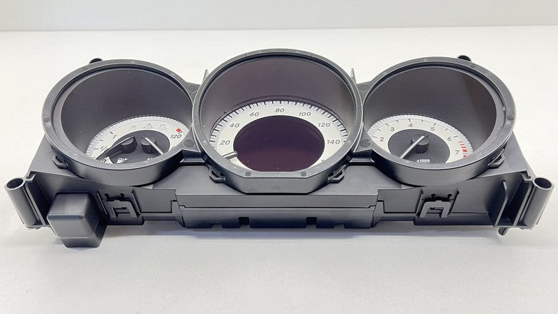 A 218 900 74 02 7402 / A2189007402 / 2189007402 12-14 MERCEDES BENZ CLS550 SPEEDOMETER INSTRUMENT CLUSTER GAUGE 58K MILE
