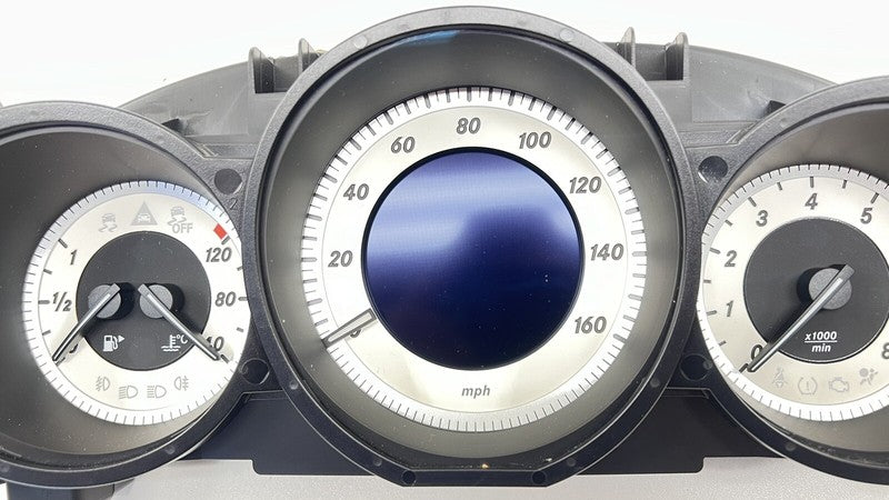 A 218 900 74 02 7402 / A2189007402 / 2189007402 12-14 MERCEDES BENZ CLS550 SPEEDOMETER INSTRUMENT CLUSTER GAUGE 58K MILE