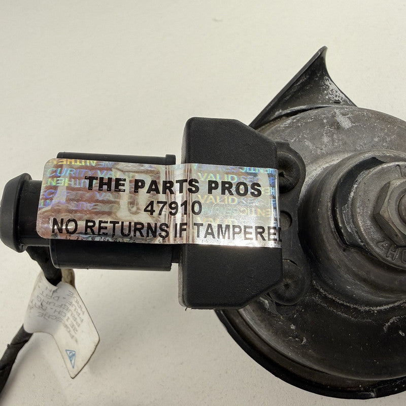 997 635 216 01 / 99763521601 05-12 Porsche 911 997 Boxster Cayman 987 Horn Siren Alarm Signal Pair OEM