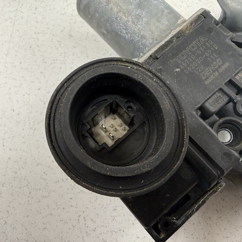 21-26 Lexus IS300 IS350 IS500 Right Front Door Glass Window Regulator 