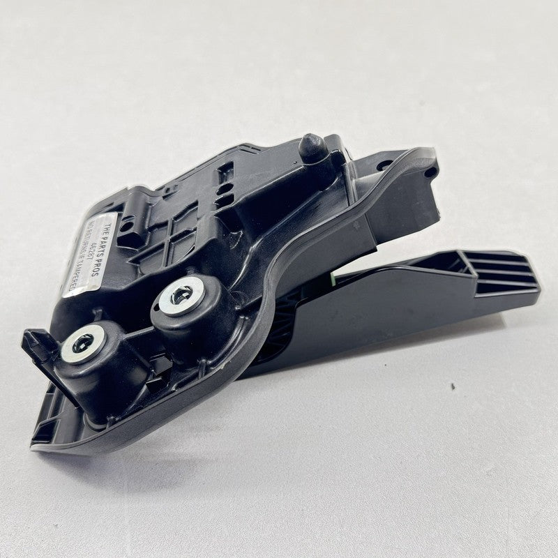 78110-47080 / 78110 47080 / 7811047080 23-25 TOYOTA PRIUS GAS PEDAL THROTTLE ACCELERATOR SENSOR 78110-47080 OEM