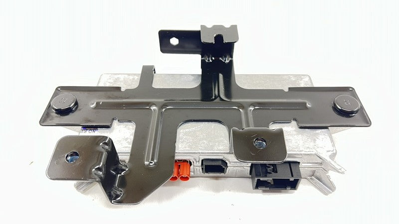 8781 6605 / 87816605 22-24 CADILLAC CT5 V BLACKWING VIDEO PROCESSING CONTROL MODULE WITH BRACKET OEM