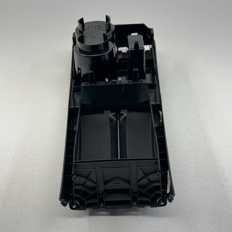 A2046801939 / 204 680 19 39 / 2046801939 08-14 Mercedes W204 C250 Center Console Armrest Arm Rest Leather Black OEM