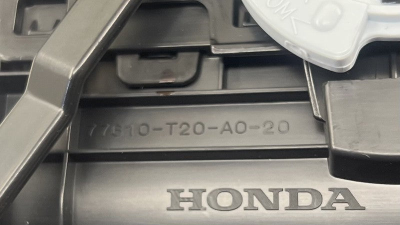 77610-T20-A0-20 / 77610 T20 A0 20 / 77610T20A020 24-25 ACURA INTEGRA TYPE S DRIVER LEFT DASH AC AIR VENT GRILLE W/ COVER