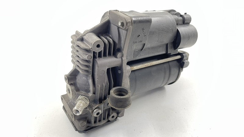 2213200704 / A2213200704 / A 221 320 07 04 0704 07-13 MERCEDES BENZ W221 S550 AIRMATIC AIR SUSPENSION COMPRESSOR PUMP OE