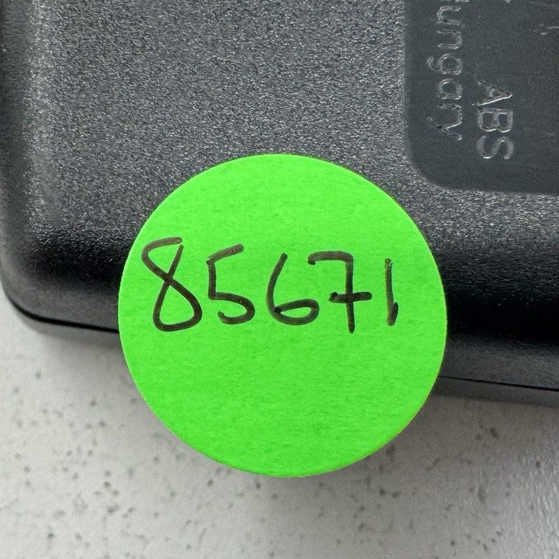 Porsche 911 Carrera Rear Seatbelt Seat Belt Buckle Pair Left & Right O