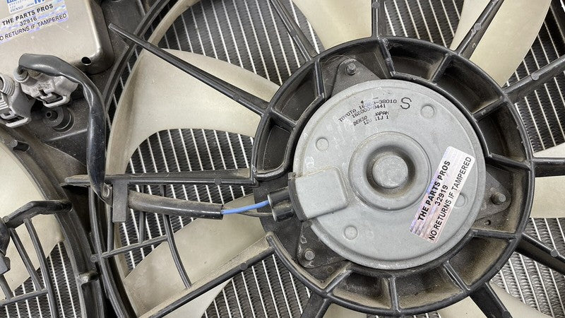89257-30070 / 89257 30070 / 8925730070 07-12 LEXUS LS460 RADIATOR CONDENSER FAN ASSEMBLY OEM