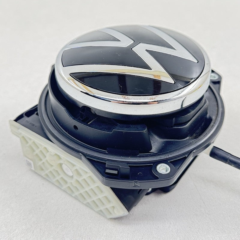 5H0 971 375 / 5H0-971-375 / 5H0.971.375 / 5H0971375 22-25 Volkswagen Golf R MK8 Tailgate Lid Handle Actuator W/ Rear Vie