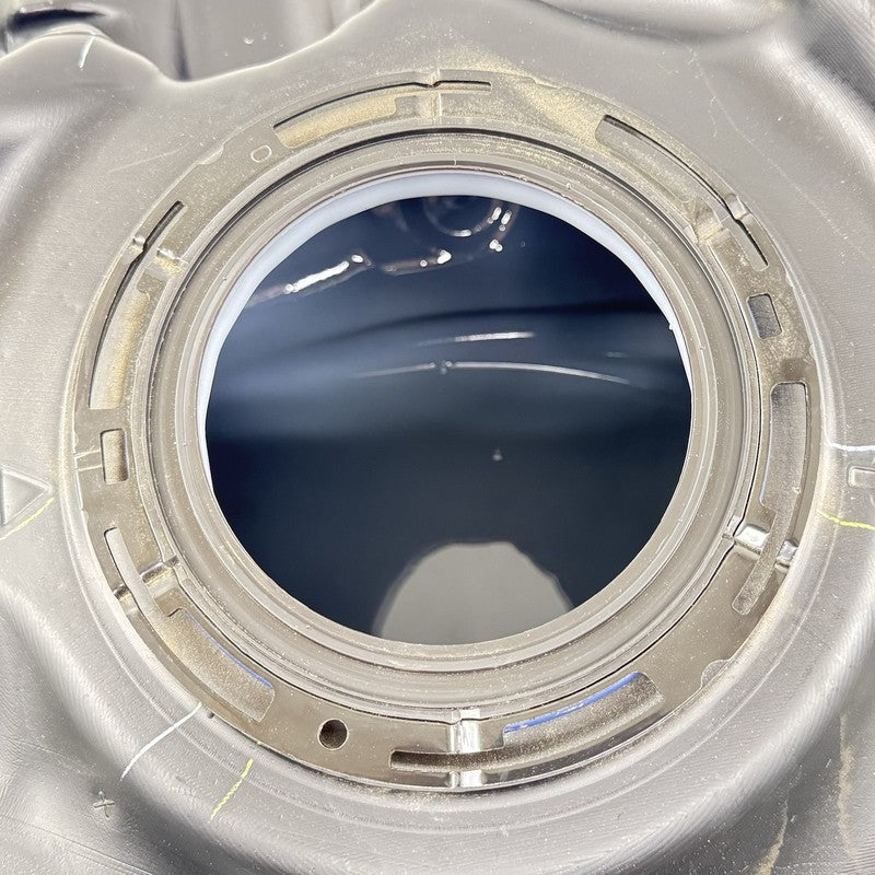 77100-47321 / 77100 47321 / 7710047321 23-25 TOYOTA PRIUS GASOLINE GAS TANK FUEL RESERVOIR W/ FUEL FILLER NECK HOSE OEM