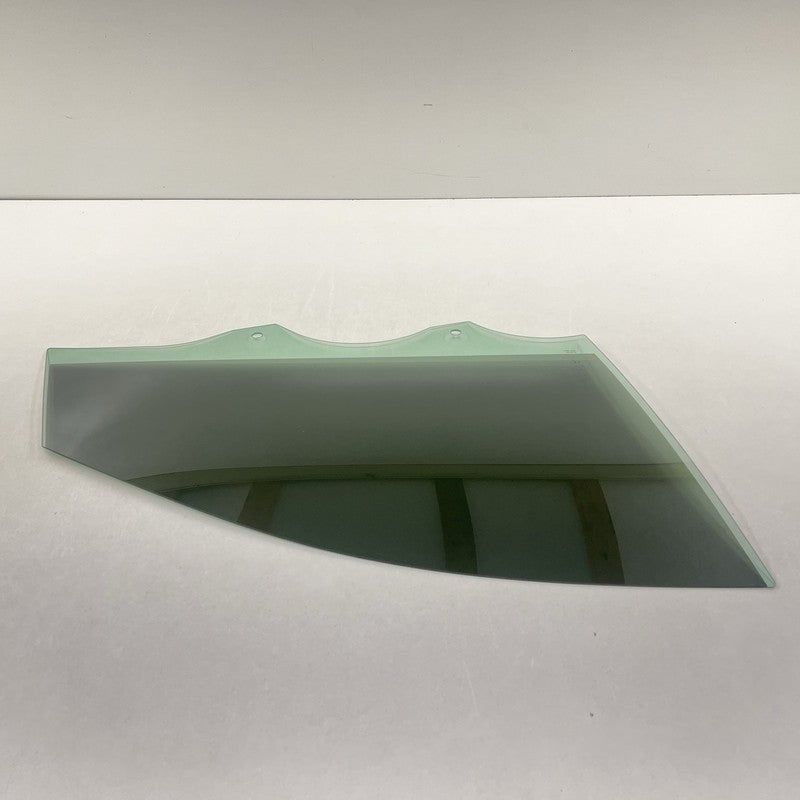 43R-00390 / 43R 00390 / 43R00390 22-25 VOLKSWAGEN GOLF R MK8 PASSENGER RIGHT FRONT DOOR GLASS WINDOW OEM