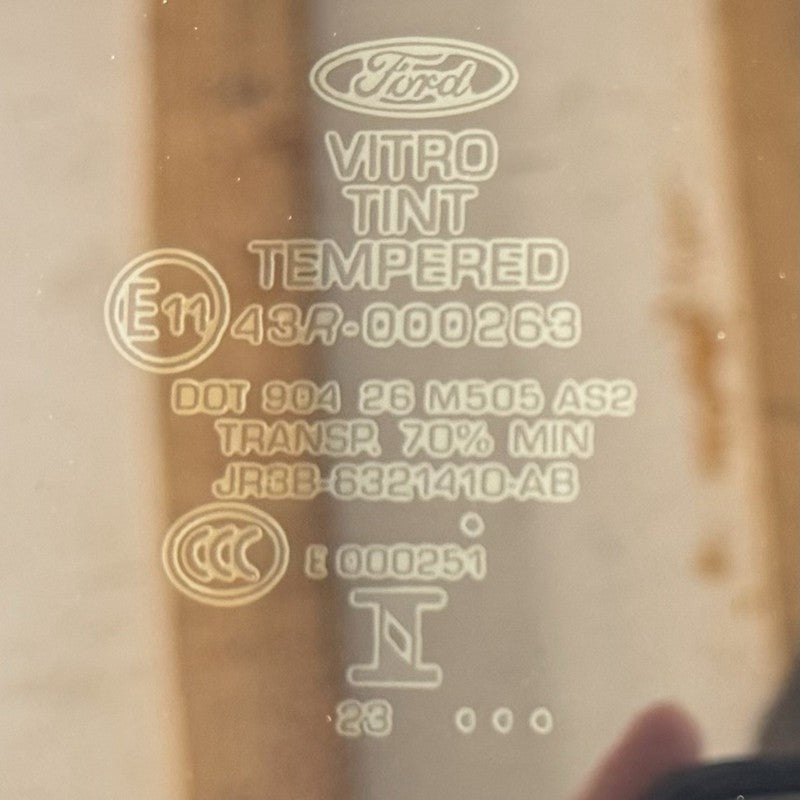 JR3B‑6321410‑AA / JR3B 6321410 AA / JR3B6321410AA 24-25 FORD MUSTANG GT COUPE RIGHT DOOR GLASS WINDOW JR3B‑6321410‑AA OE