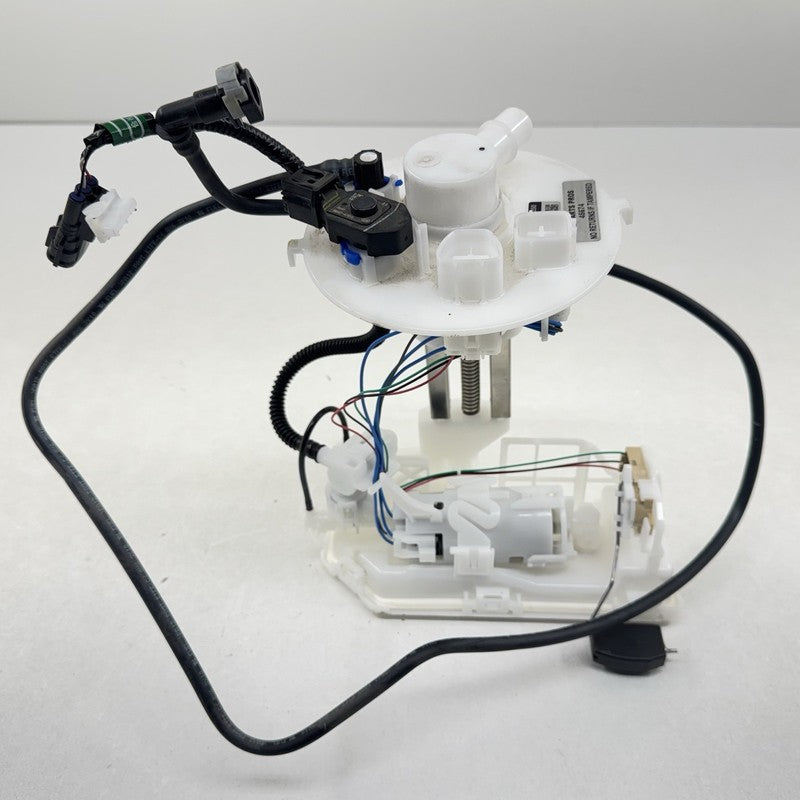 77020-47250 / 77020 47250 / 7702047250 23-25 TOYOTA PRIUS GAS TANK FUEL PUMP SENDING UNIT DELIVERY 77020-47250 OEM