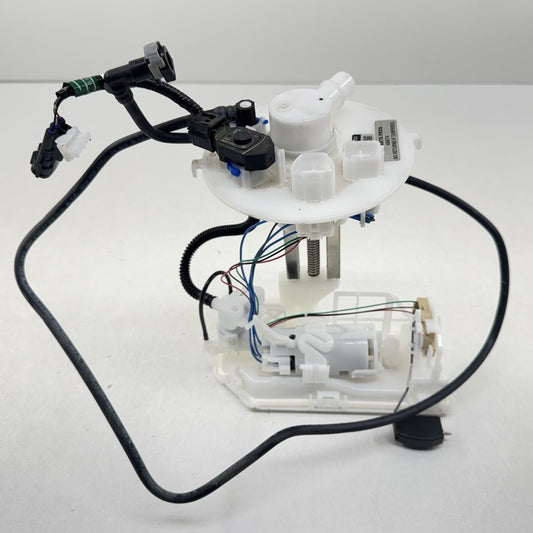 77020-47250 / 77020 47250 / 7702047250 23-25 TOYOTA PRIUS GAS TANK FUEL PUMP SENDING UNIT DELIVERY 77020-47250 OEM