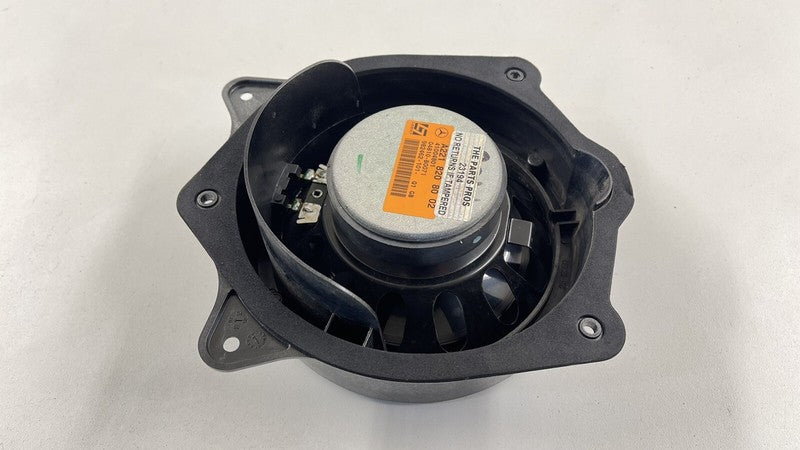 2218208002 / 2218208002 / A 221 820 80 02 8002 10-13 MERCEDES BENZ W221 S CLASS LEFT OR RIGHT REAR DOOR SPEAKER 22182080