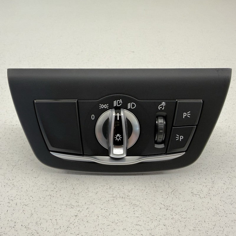 18-24 BMW G01 G02 X3 X4 Headlight Lamp Switch Control Panel 5A67868 OE