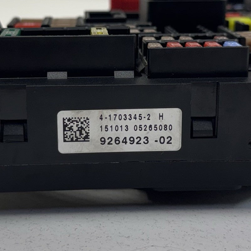 9264923-02 / 9264923 02 / 926492302 BMW M5 F06 F10 F12 F13 Rear Power Distribution Fuse Relay Junction Box OEM