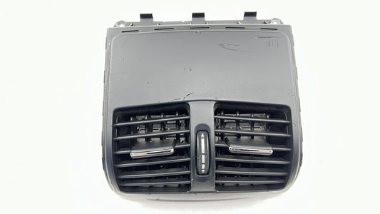A 218 830 03 54 0354 / A2188300354 / 2188300354 12-18 MERCEDES BENZ CLS550 W218 REAR CENTER CONSOLE AIR VENT GRILLE GRIL