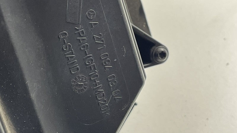 2710940304 / A2710940304 / A 271 094 03 04 0304 12-14 MERCEDES BENZ W204 C250 ENGINE AIR CLEANER BOX 2710901601 OEM