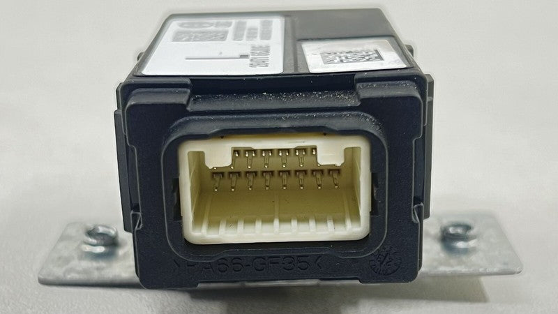 284T1-6GJ0E / 284T1 6GJ0E / 284T16GJ0E 22-25 NISSAN Z GATEWAY CONTROL MODULE 284T1-6GJ0E OEM