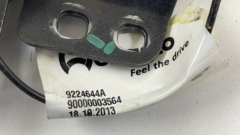 9224644A 15-17 MCLAREN 650S SPIDER RIGHT FRONT UPPER CONVERTIBLE TOP LATCH LOCK OEM