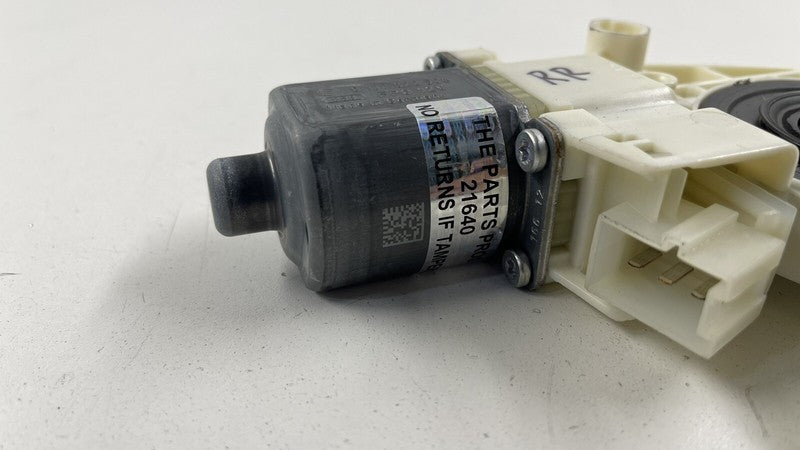 0 130 822 504 / 0130822504 10-13 MERCEDES BENZ W212 E CLASS RIGHT REAR DOOR WINDOW REGULATOR MOTOR OEM