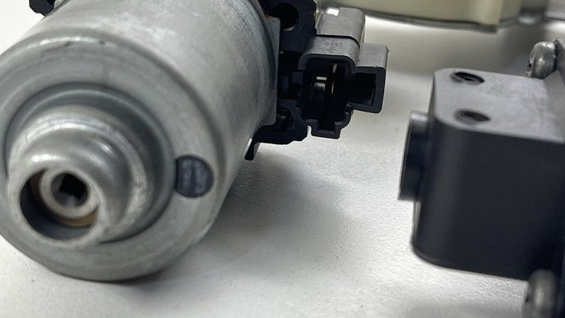 439440-10160 / 439440 10160 / 43944010160 07-12 LEXUS LS460 PASSENGER RIGHT FRONT SEAT ADJUSTMENT ADJUST MOTOR SET OEM