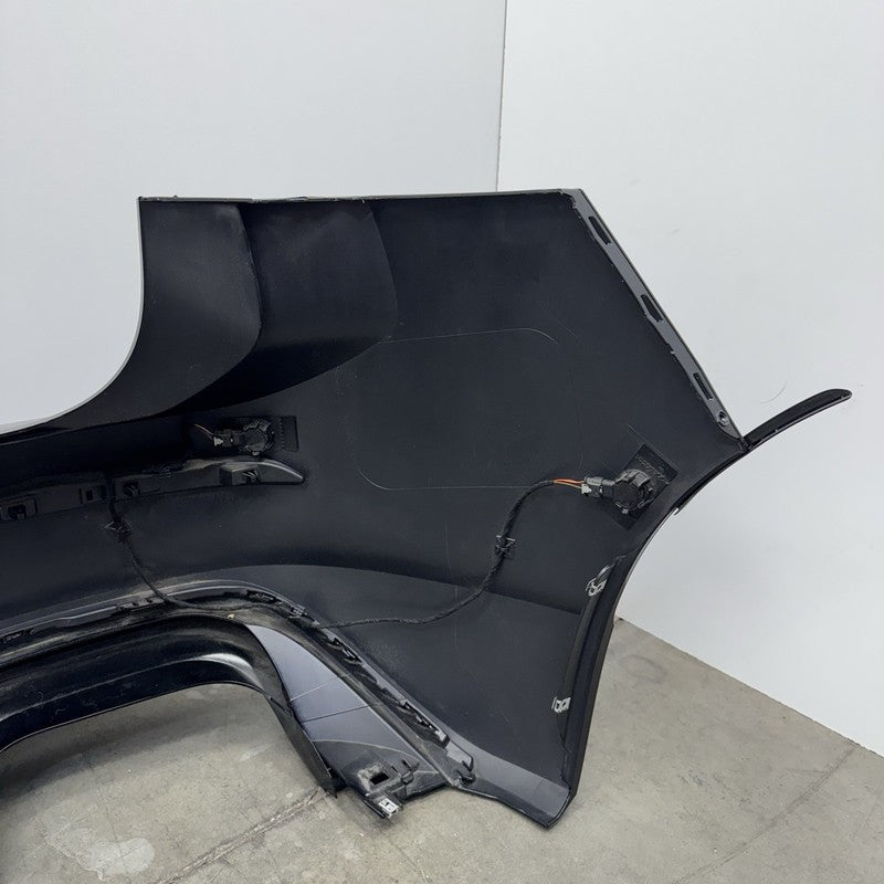 5H6 807 421 B / 5H6807421B 22-24 VOLKSWAGEN GOLF R REAR BUMPER COMPLETE W/ PARKING SENSORS & DIFFUSER OEM