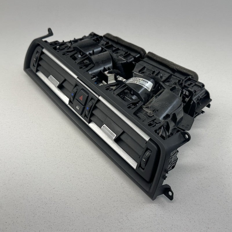 64229166891 11-16 BMW M5 528 535 550 F10 Center Dash A/C Air Vent Grille Black OEM