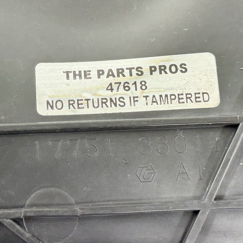 17751-38011 / 17751 38011 / 1775138011 07-17 Lexus LS460 Air Inlet Intake Tube Hose Duct Assembly 17751-38011 OEM