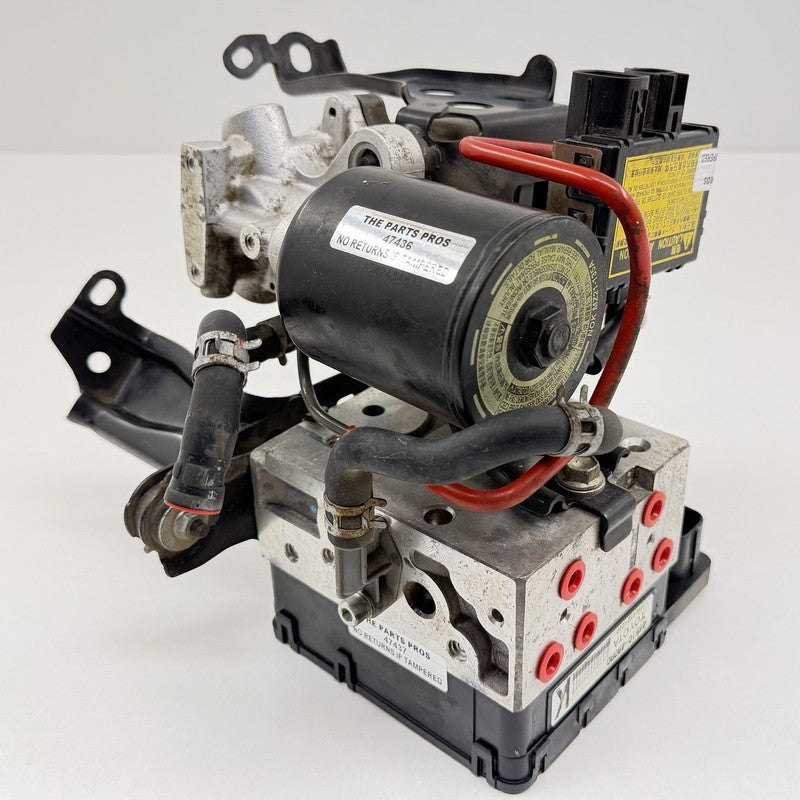 44510-48080 / 44510 48080 / 4451048080 11-13 Toyota Highlander Hybrid Anti Brake Lock ABS Pump Module 44510-48080 OEM