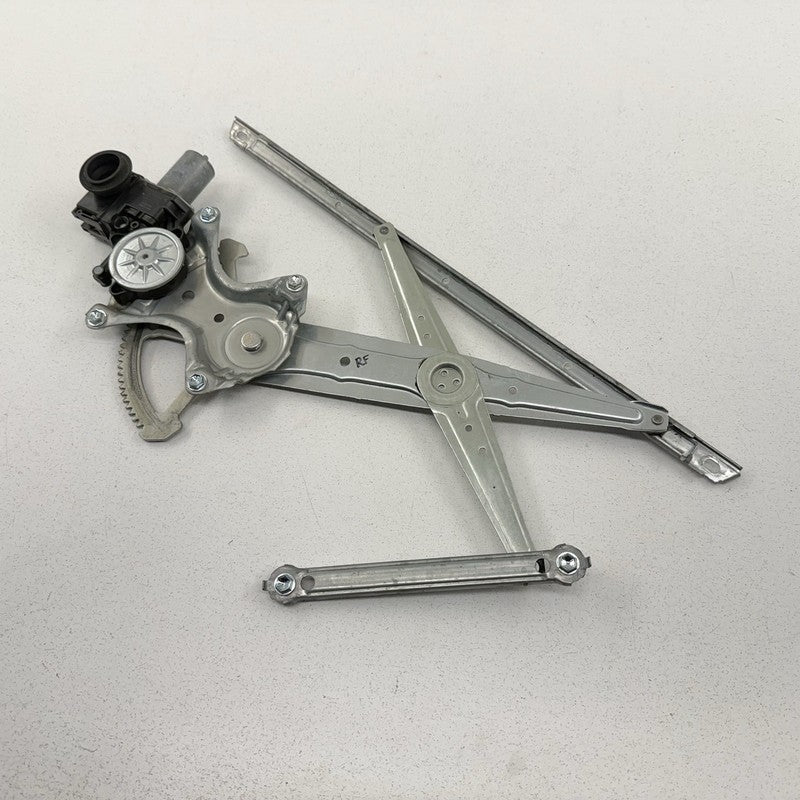 21-26 Lexus IS300 IS350 IS500 Right Front Door Glass Window Regulator 