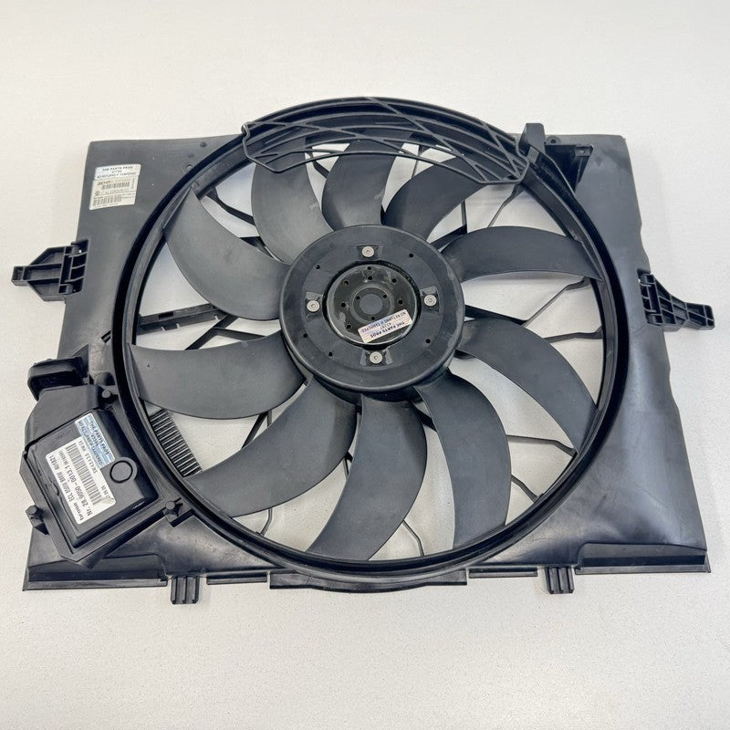 2 282 943 / 2282943 06-10 BMW M5 M6 E60 E63 E64 S85 Cooling Radiator Fan With Shroud Assembly OEM