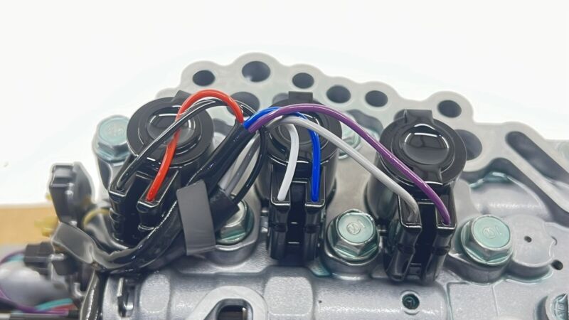 C33310036 24-25 SUBARU CROSSTREK 2.5L FB25D TRANSMISSION SHIFT SOLENOID VALVE BLOCK OEM