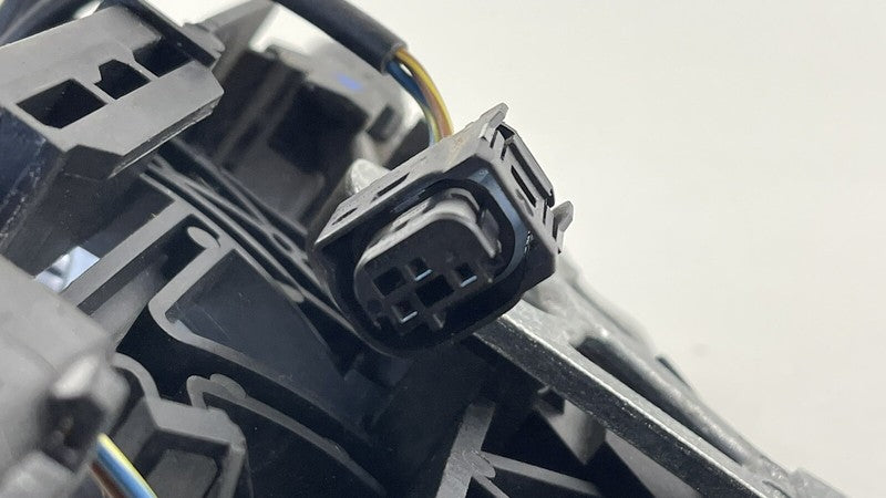 2217600834 / A2217600834 / A 221 760 08 34 0834 07-13 MERCEDES BENZ W221 S CLASS PASSENGER RIGHT REAR EXTERIOR DOOR HAND