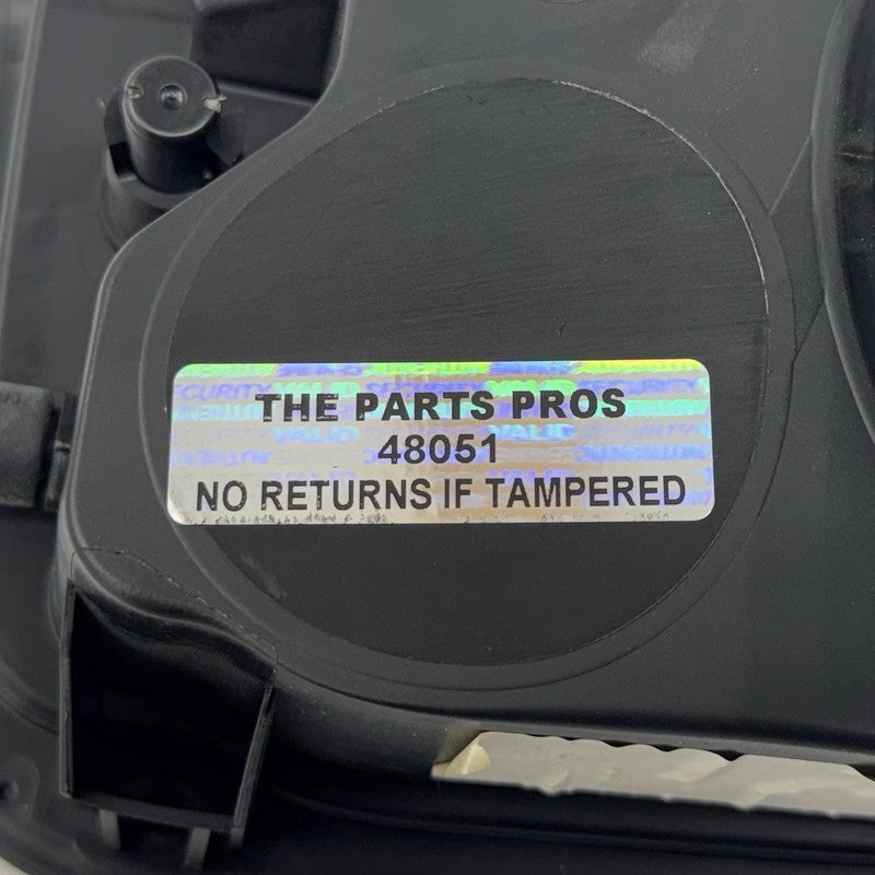 51177204365 11-16 BMW M5 528 535 550 F10 Fuel Tank Gas Cap Door Lid Cover Black OEM