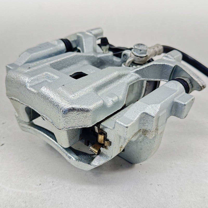 240117-61060 / 240117 61060 / 24011761060 23-25 TOYOTA PRIUS DRIVER LEFT REAR CALIPER BRAKE WITH BRAKE LINE OEM