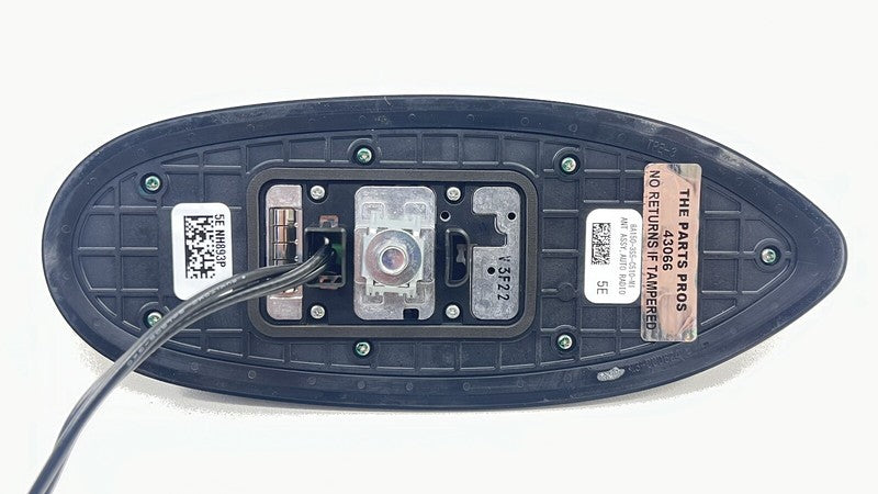 8A150-3S5-C510-M1 / 8A150 3S5 C510 M1 / 8A1503S5C510M1 24-25 ACURA INTEGRA TYPE S ROOF SHARK FIN ANTENNA RECEIVER 8A150-