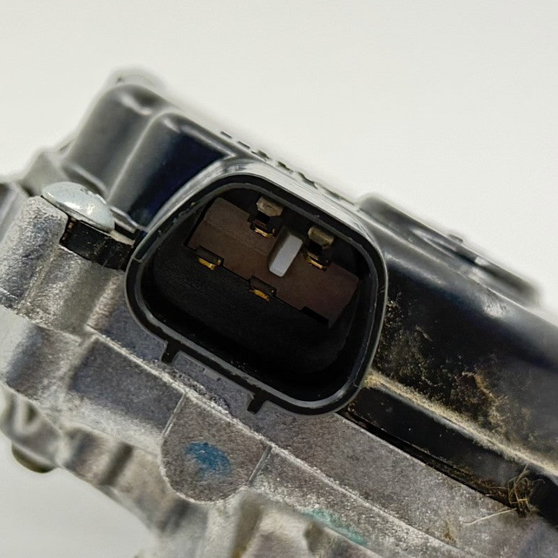 Infiniti 14-24 Q50 17-22 Infiniti Q60 Front Windshield Wiper Motor OEM