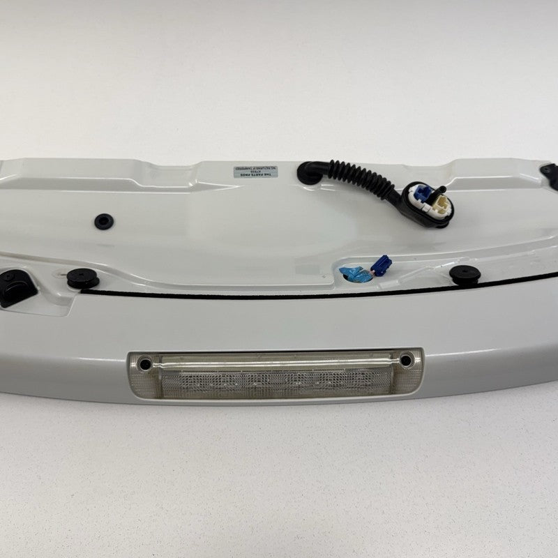 82819-48280 / 82819 48280 / 8281948280 08-13 Toyota Highlander Rear Tailgate Spoiler Wing W/ Third Brake Light OEM