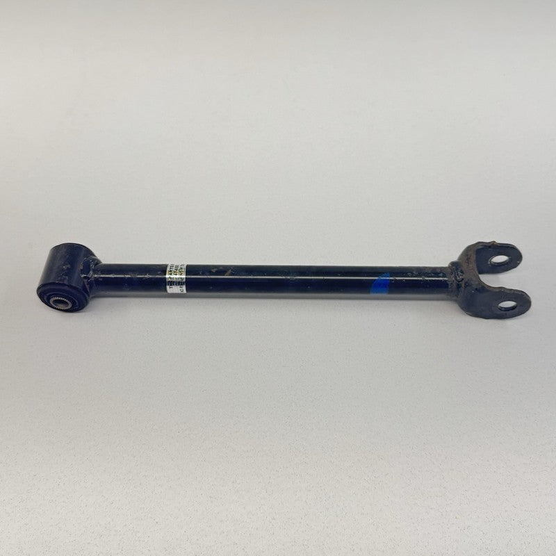 08-13 Toyota Highlander AWD Right Rear Suspension Control Arm Set 38K Miles OEM