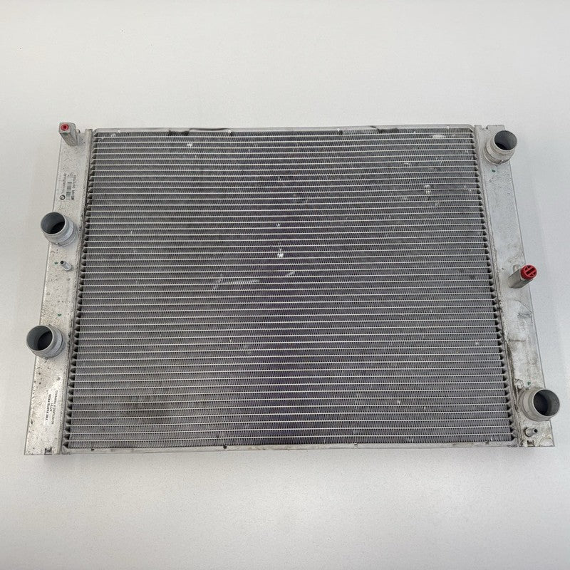 2 282 732 / 2282732 06-10 BMW M5 M6 E60 E63 E64 S85 Motor Engine Cooling Radiator 2282732 OEM