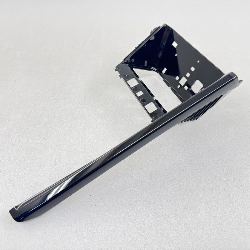 5H1-863-487-B / 5H1.863.487.B / 5H1 863 487 B / 5H1863487B 22-25 VOLKSWAGEN GOLF R CENTER CONSOLE PHONE CHARGING SURROUN