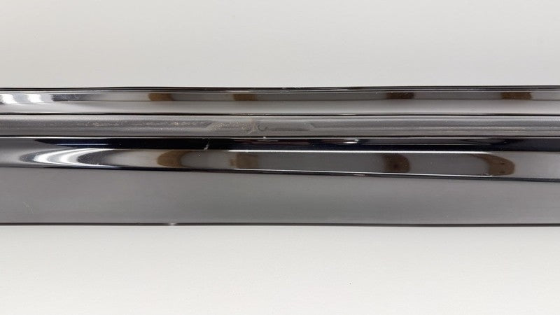 75881-53010 / 75881 53010 / 7588153010 08-14 Lexus IS F Passenger Right Side Skirt Rocker Panel Cover Trim Obsidian OEM