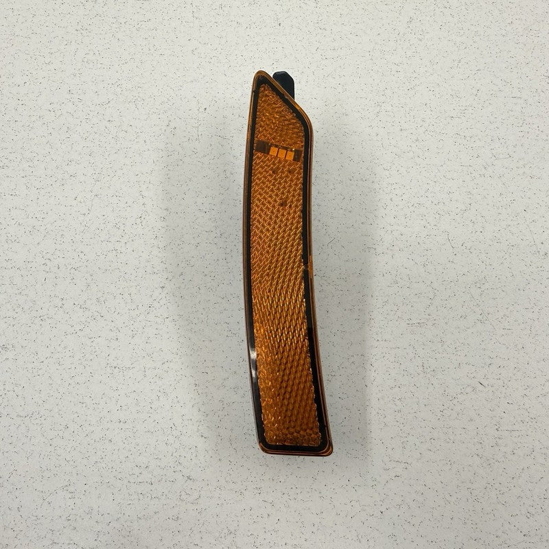 24-26 Ford Mustang Passenger Right Front Side Marker Reflector Light L