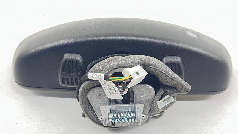 A204 810 42 17 4217 / A2048104217 / 2048104217 12-18 MERCEDES BENZ CLS550 W218 WINDSHIELD REAR VIEW MIRROR A2048104217 O