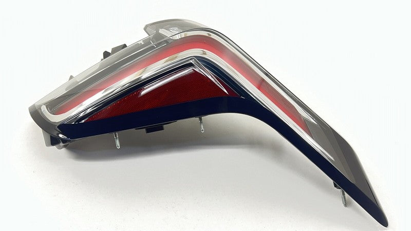 84864813 22-24 CADILLAC CT4 V BLACKWING RIGHT REAR TAILLIGHT TAIL LIGHT LAMP OEM