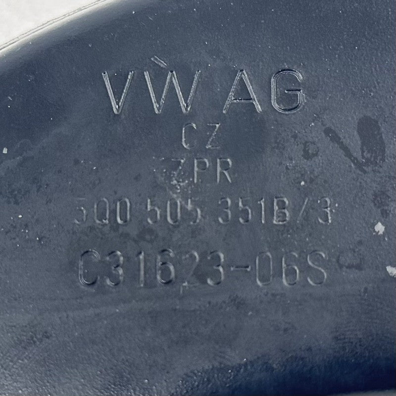 5WA-407-621 / 5WA 407 621 / 5WA407621 22-25 VOLKSWAGEN GOLF R MK8 LEFT REAR SPINDLE KNUCKLE HUB W/ CONTROL ARM SET OEM