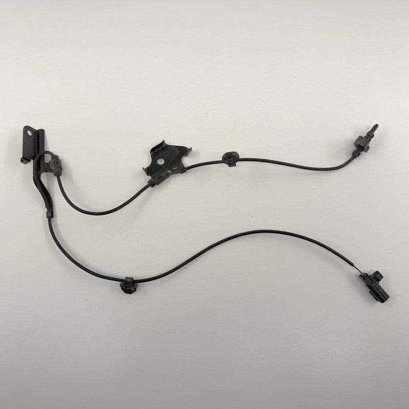 89542-12080 / 89542 12080 / 8954212080 12-17 Toyota Prius V Right Front ABS Wheel Speed Sensor 89542-12080 OEM